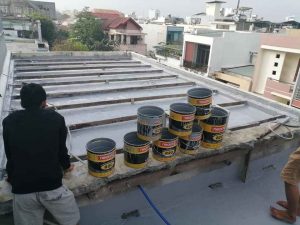 Thi công bảo vệ mái khỏi thấm tại dự án nhà dân